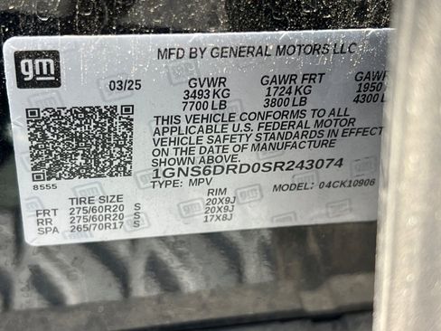Used 2025 Chevrolet Suburban Z71 AWD/4WD image 55