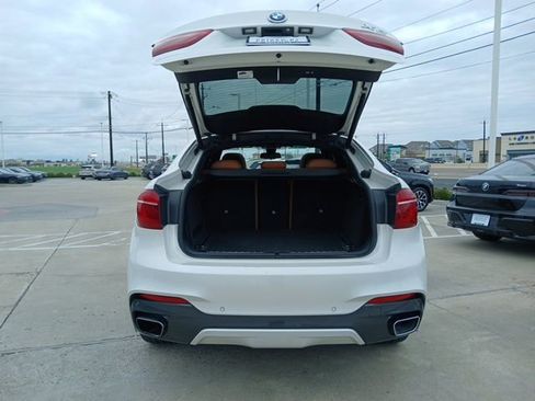Used 2015 BMW X6 xDrive35i image 9