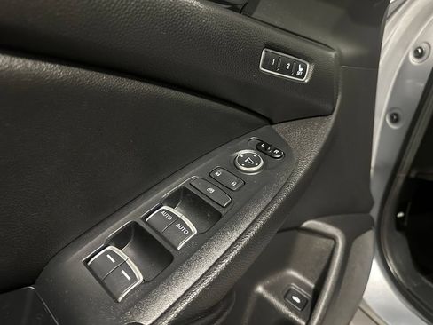 Used 2020 Honda Accord Touring image 13