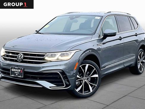 Used 2024 Volkswagen Tiguan SEL R-Line image 1