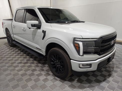 Used 2024 Ford F150 Lariat w/ Equipment Group 502A High AWD/4WD image 4