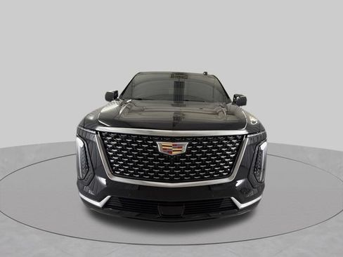 Used 2026 Cadillac Escalade 2WD image 2