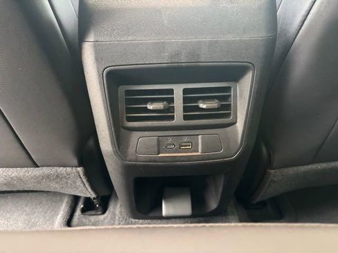 Used 2025 Chevrolet Colorado Z71 w/ Technology Package image 34