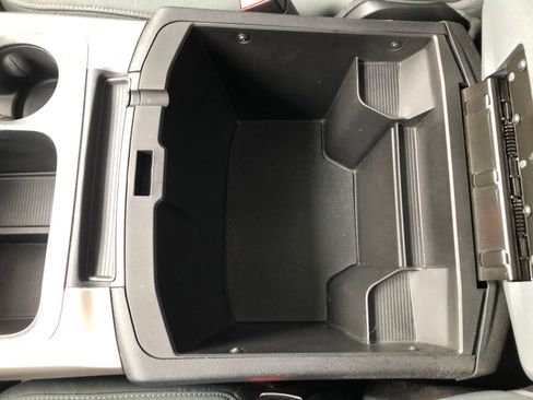 Used 2016 RAM 1500 Big Horn AWD/4WD image 23