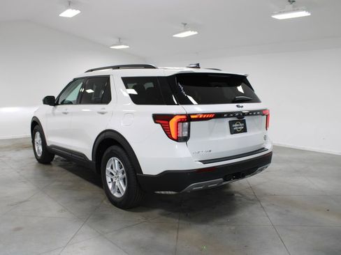 New 2026 Ford Explorer Active image 6
