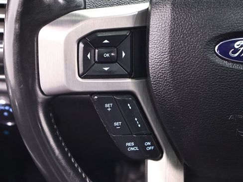 Used 2017 Ford F250 Platinum w/ Platinum Ultimate Package AWD/4WD image 25