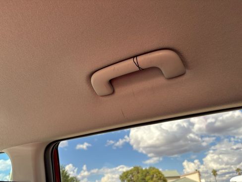 Used 2025 Kia Seltos SX image 43