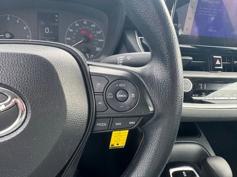 Used 2024 Toyota Corolla LE image 15