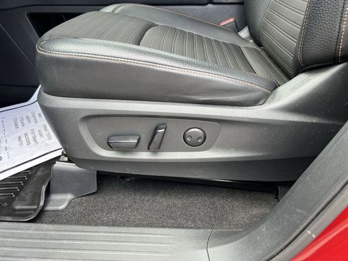 Used 2023 Nissan Pathfinder Rock Creek AWD/4WD image 12