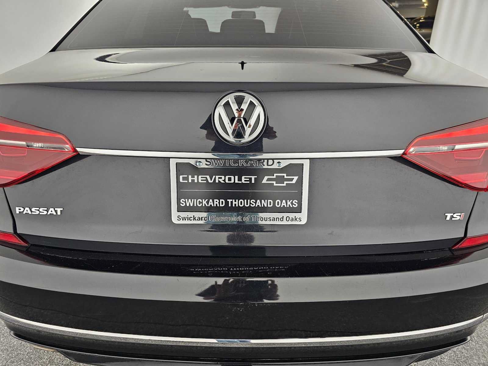Used 2017 Volkswagen Passat 1.8T R-Line FWD image 14
