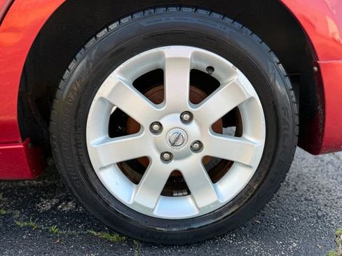 Used 2010 Nissan Sentra 2.0 SR FWD image 33