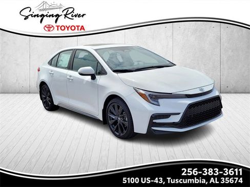 Used 2025 Toyota Corolla SE image 1