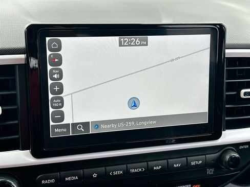 Used 2025 Hyundai Venue Limited FWD image 18