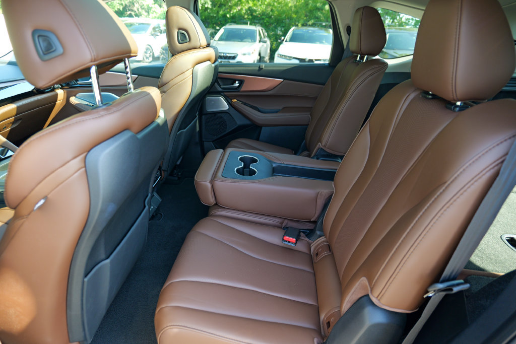 Used 2025 Acura MDX w/ Technology Package AWD/4WD image 28