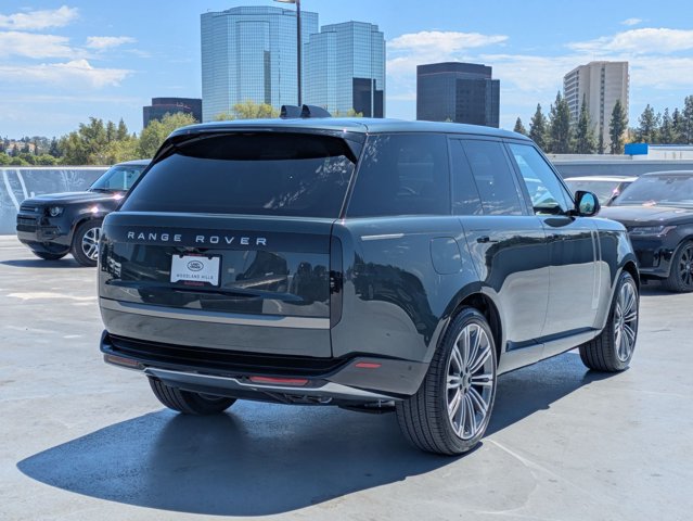 New 2026 Land Rover Range Rover SE AWD/4WD image 2