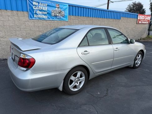 Used 2006 Toyota Camry LE image 2