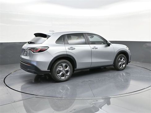 New 2026 Honda HR-V LX image 12