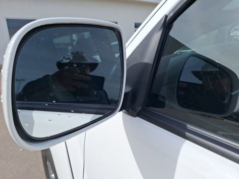 Used 2011 Toyota Tacoma Base w/ TRD Sport Pkg image 16