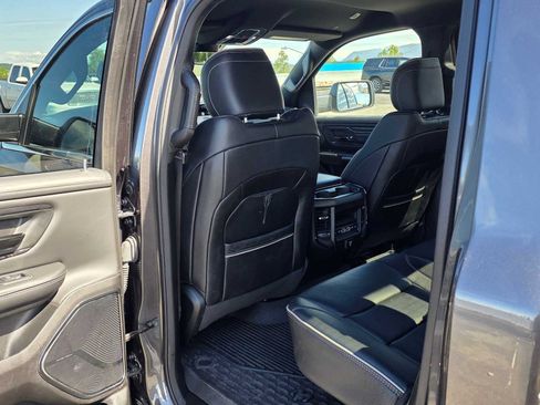 Used 2022 RAM 1500 Limited AWD/4WD image 14