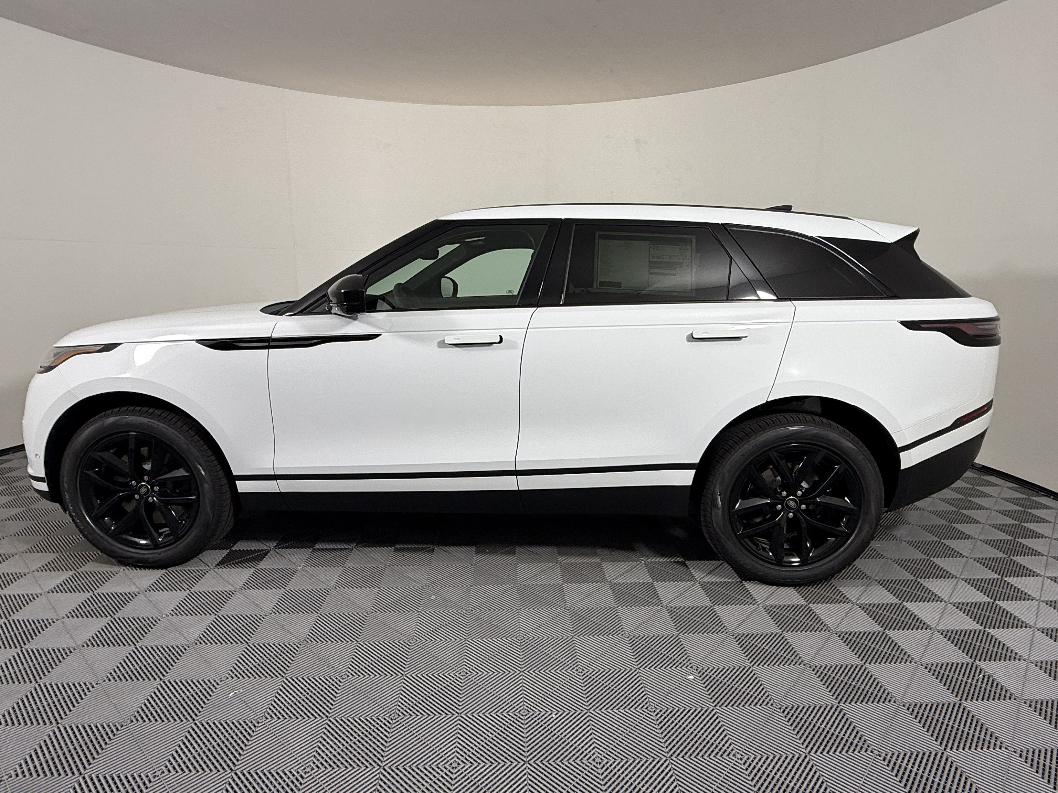 New 2026 Land Rover Range Rover Velar S AWD/4WD image 2