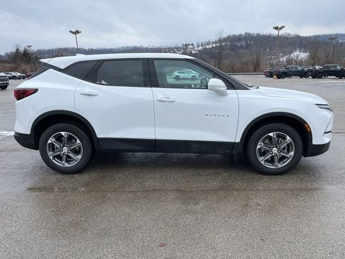 Certified 2023 Chevrolet Blazer LT image 2