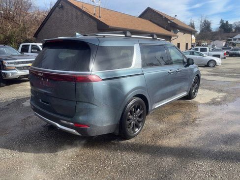 Used 2022 Kia Carnival SX image 5