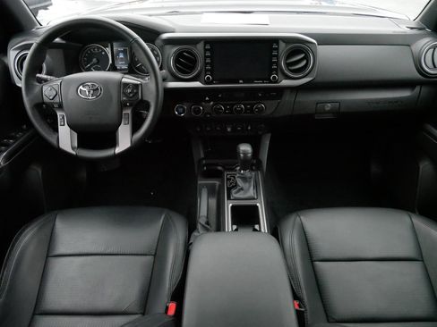 Used 2023 Toyota Tacoma TRD Sport image 10