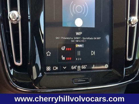 New 2025 Volvo XC40 B5 Plus w/ Protection Package Premier image 22