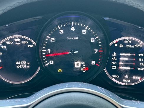 Certified 2023 Porsche Cayenne AWD/4WD image 25