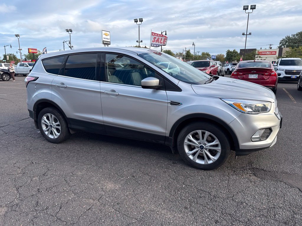 Used 2017 Ford Escape SE AWD/4WD image 6