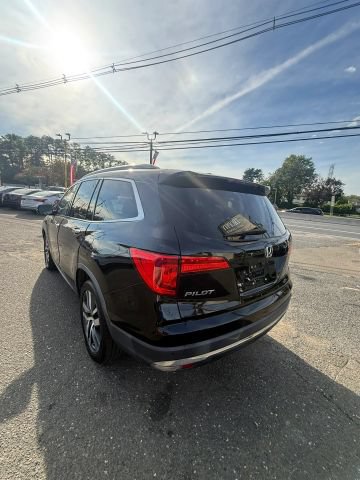 Used 2017 Honda Pilot Touring image 7