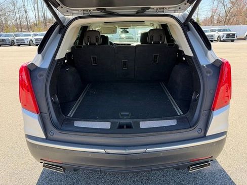 Used 2017 Cadillac XT5 Luxury w/ Driver Awareness Package image 20