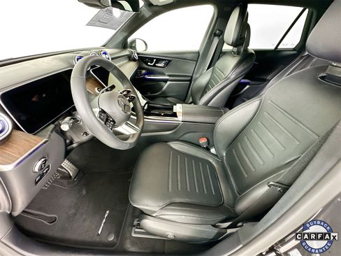 Used 2025 Mercedes-Benz GLC 350e 4MATIC image 23