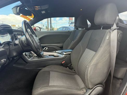 Used 2021 Dodge Challenger SXT RWD image 10