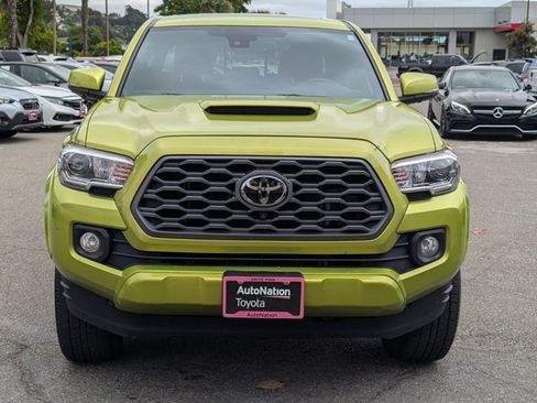 Certified 2023 Toyota Tacoma TRD Sport w/ TRD Premium Sport Package AWD/4WD image 2