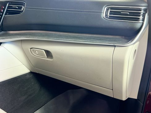 Used 2024 Jeep Wagoneer Series II w/ Flexible Seating Group image 35