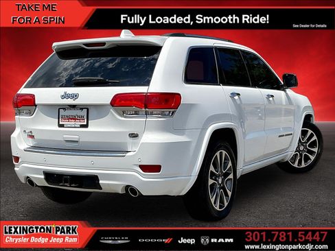 Used 2017 Jeep Grand Cherokee Overland AWD/4WD image 5