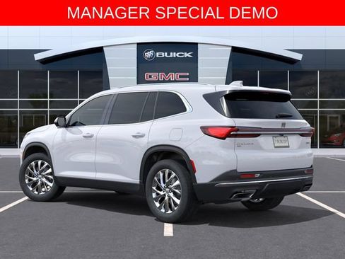 Used 2026 Buick Enclave Preferred w/ Power Package AWD/4WD image 3