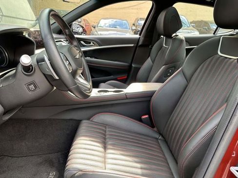 Used 2025 Genesis G70 2.5T w/ Sport Prestige Package image 19