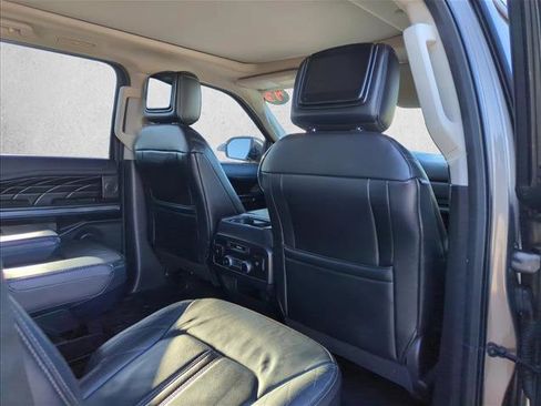 Used 2019 Ford Expedition Max Platinum image 20