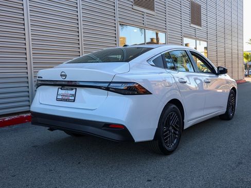 New 2026 Nissan Sentra SV image 4