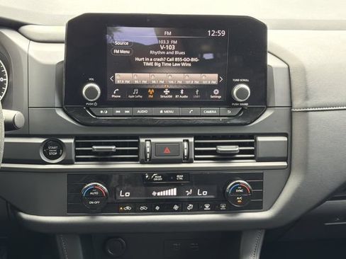 Certified 2025 Nissan Pathfinder S FWD image 11
