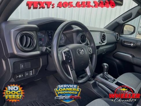 Used 2021 Toyota Tacoma TRD Off-Road AWD/4WD image 21