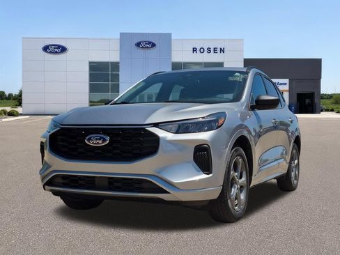 Used 2024 Ford Escape ST-Line w/ Tech Pack #1 AWD/4WD image 11