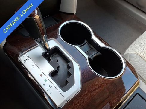 Used 2013 Toyota Camry XLE image 25