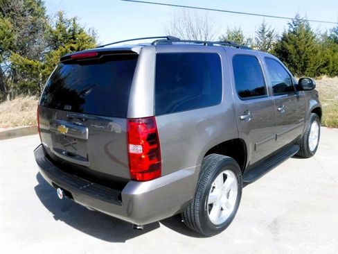 Used 2013 Chevrolet Tahoe LS image 6