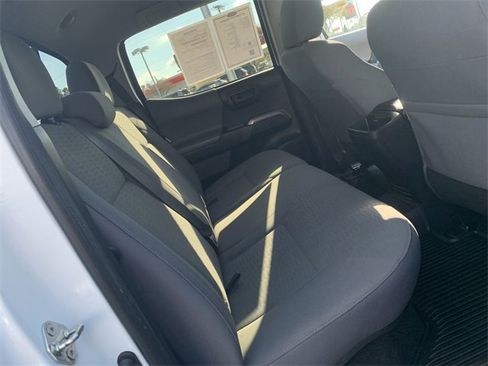 Certified 2019 Toyota Tacoma TRD Sport image 12