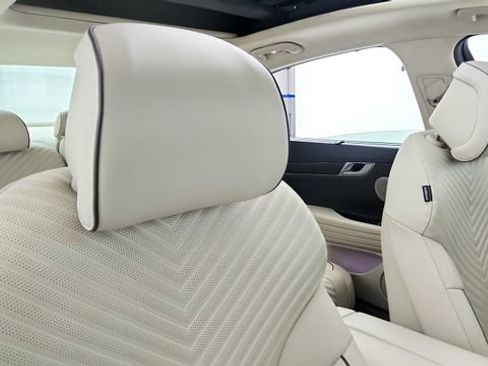 Used 2023 Genesis G80 3.5T Sport AWD/4WD image 37