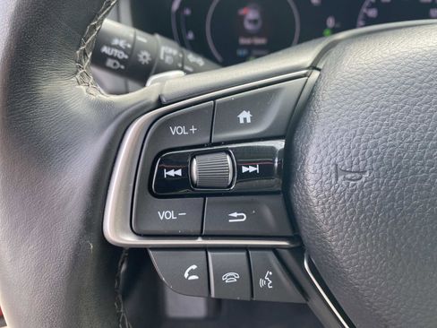 Used 2021 Honda Accord Touring image 18