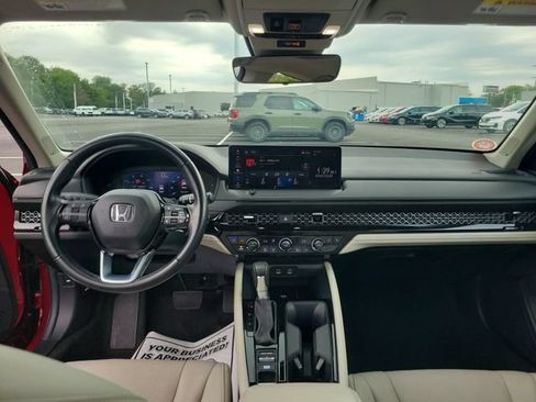 Used 2024 Honda Accord Touring image 20